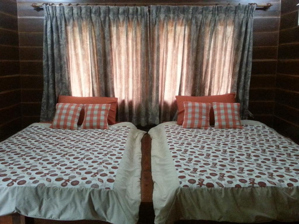 Rim Nam Kong Homestay Pak Chom エクステリア 写真