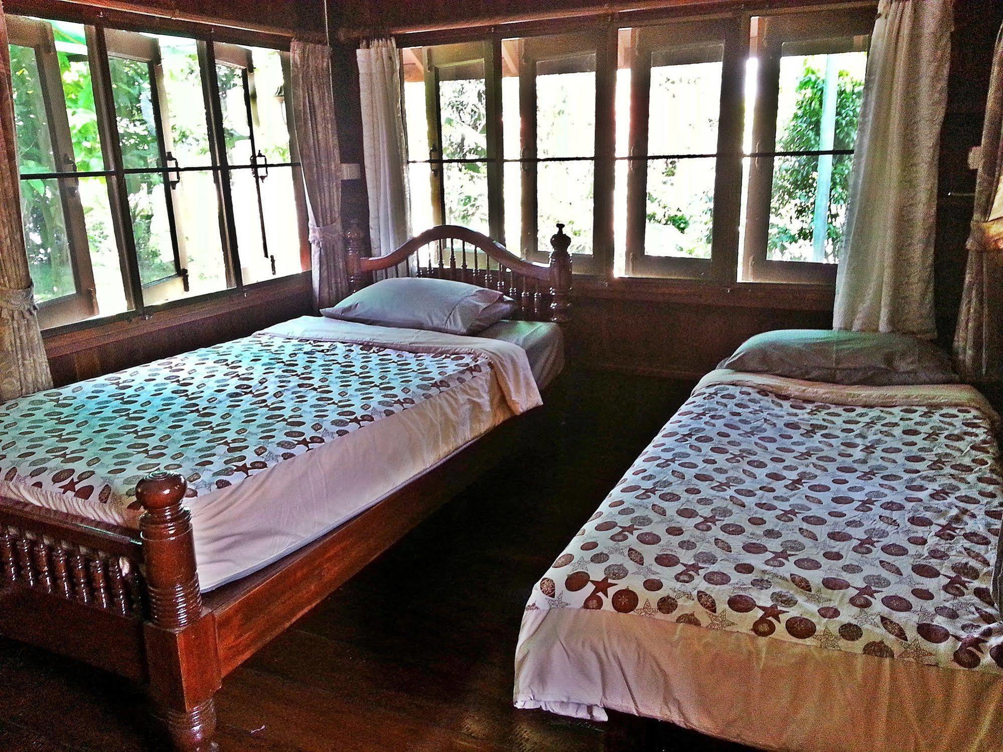 Rim Nam Kong Homestay Pak Chom エクステリア 写真