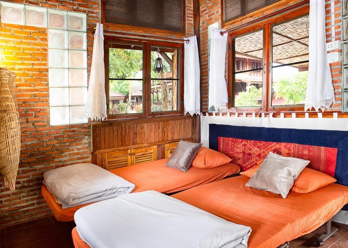 Rim Nam Kong Homestay Pak Chom エクステリア 写真